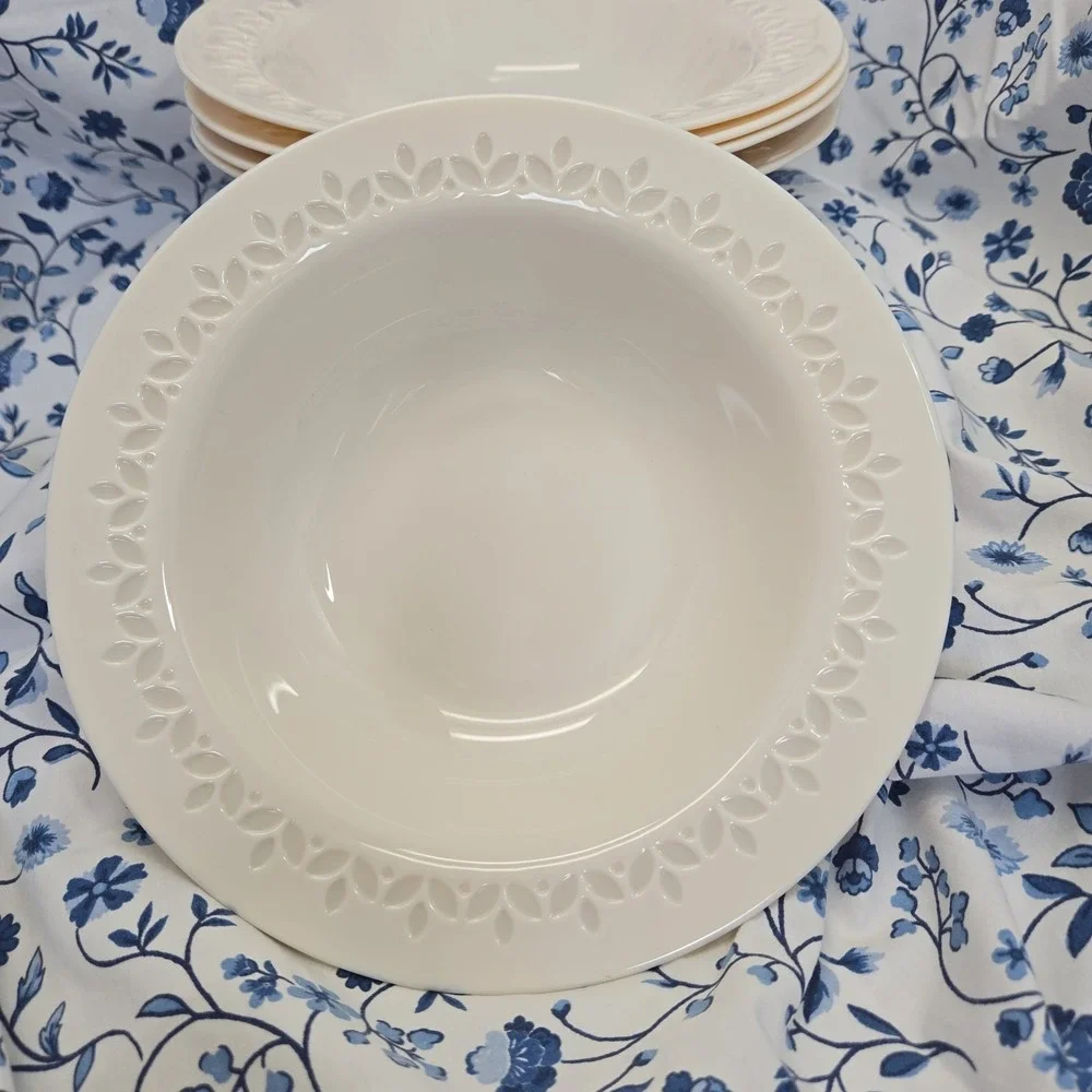 Ikea Paradisisk Glass Bowl Set Of 5 Leaf Pattern Edges Soft Pink Coral Wide Edge